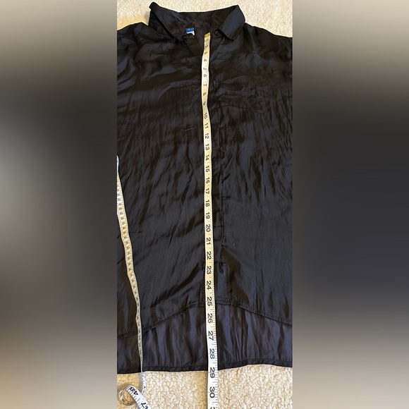 Old Navy Women’s Black Long Sleeve Button Down Collared Blouse size Large - Picture 8 of 10